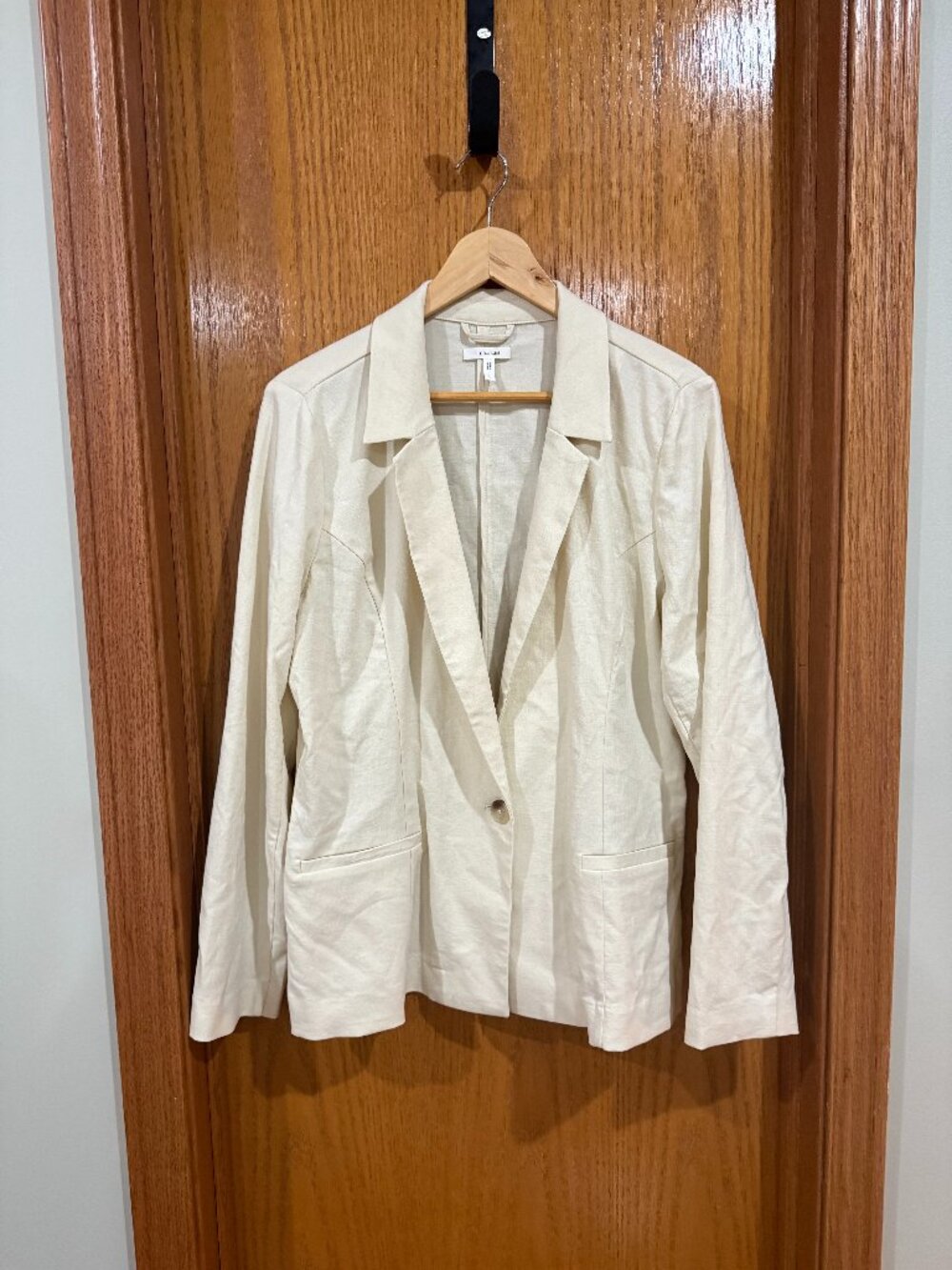Maurices Cream Lightweight Blazer Size L